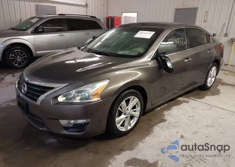 2013 Nissan Altima 2.5 Sv z USA, uszkodzony, nr VIN 1N4AL3AP1DN528105